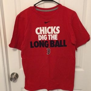 Nike Boston Red Sox MLB “Chicks dig the long ball” Small Tee